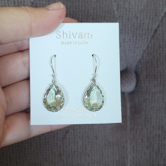 Shivam Green💚 Amethyst Teardrop💧Earrings - Picture 15 of 16
